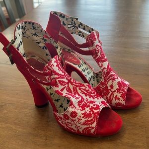 Women’s Ruby Shoo Sandals. Size 38 ( US size 7.5)